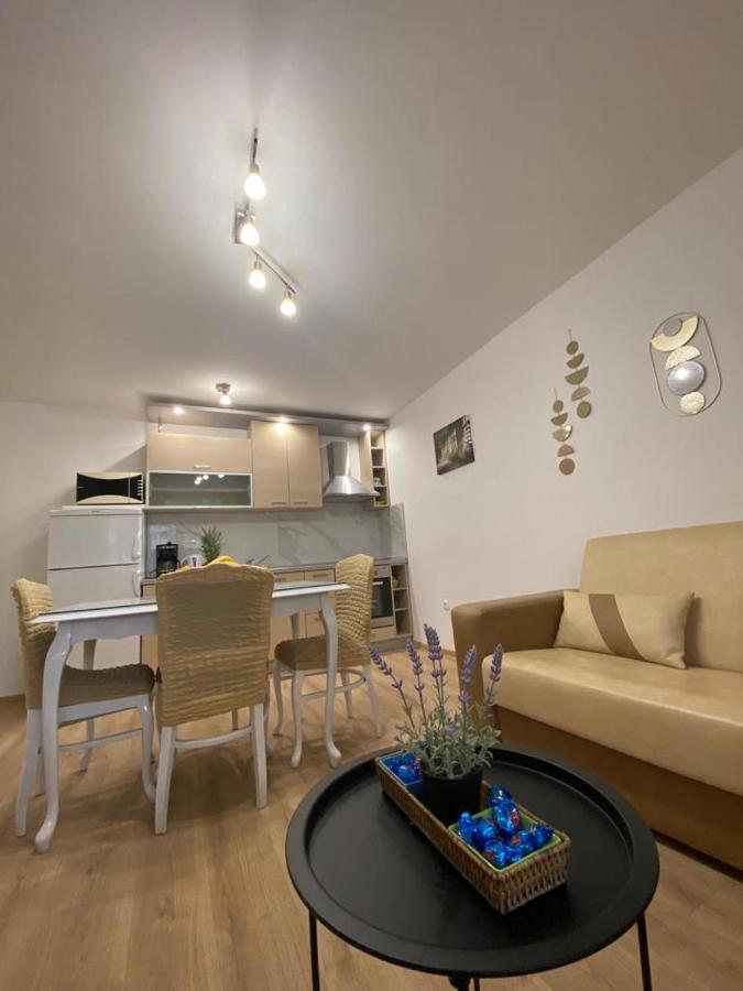 Ana Apartment Сплит Екстериор снимка