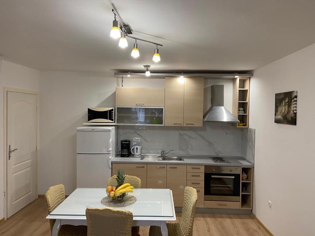 Ana Apartment Сплит Екстериор снимка